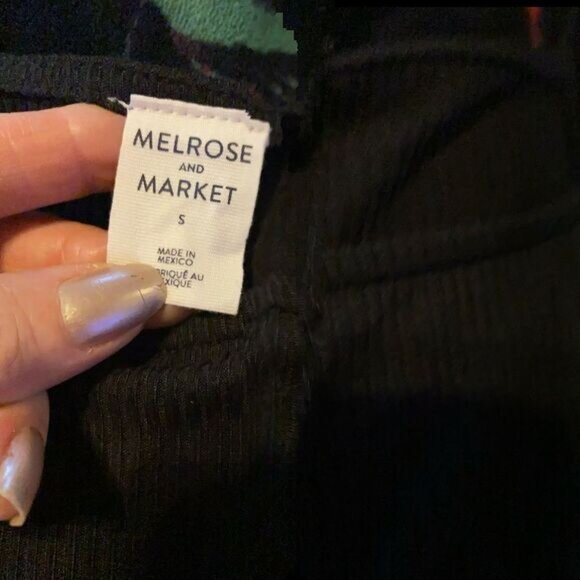 NWT Melrose and Market Black Crop Top sz Small - Picture 6 of 6